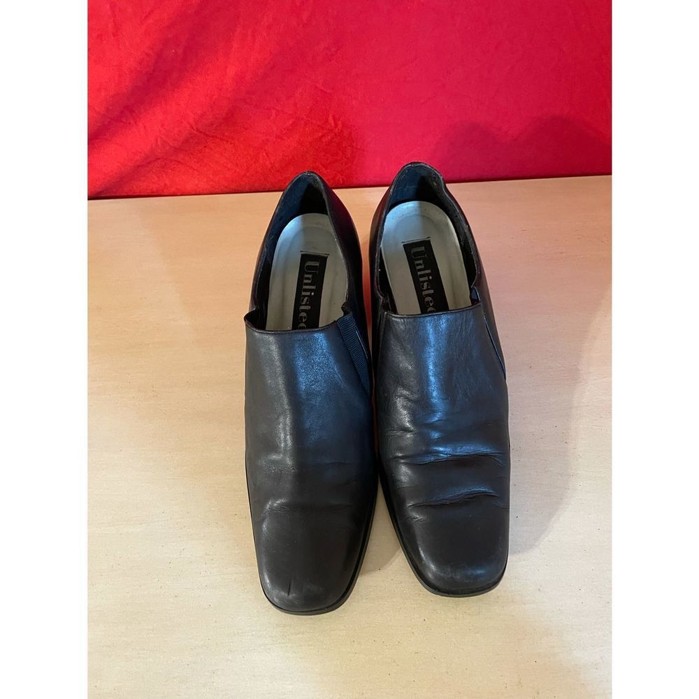 Unlisted woman’s leather slip on boot size 9 M